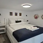 Maria - Modern In The Center Of Apartman