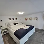 Maria - Modern In The Center Of * Budapest