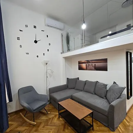 Maria - Modern In The Center Of Appartement *